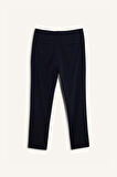 DeFactoFit Slim Fit Dar Kesim Standart Paça Esnek Multifonksiyonel Dokuma Sporcu Pantolon