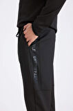 DeFactoFit Standart Fit Sporcu Jogger Eşofman Altı Standart Paça Skuba Dalgıç Kumaş D7308AX25SPBK81
