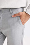 DeFacto Twill Chino Kumaş Pantolon Slim Fit Dar Kesim Dar Paça Basic Düz Cepli B2091AX24AUGR390