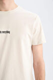 DeFacto %100 Pamuk Slim Fit Dar Kesim Bisiklet Yaka Baskılı Kısa Kollu Tişört A2631AX25SMBG714
