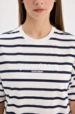 DeFacto Oversize Geniş Kalıp Bisiklet Yaka Çizgili Penye Kısa Kollu Tişört E5058AX25SPNV42