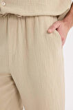 DeFacto %100 Pamuk Relax Fit Müslin Cepli Basic Düz Bermuda Şort C7589AX25SMBG695