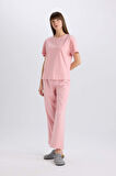 DeFacto Pijama Takımı Regular Fit Bisiklet Yaka Kısa Kollu Üst Beli Lastikli Uzun Altı-Fall in Love E5820AX25SPBR80