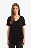DeFacto Regular Fit V Yaka Basic Düz Kısa Kollu Siyah Tişört W9578AZ25SPBK81