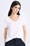DeFacto Regular Fit V Yaka Basic Düz Kısa Kollu BeyazTişört K1507AZ25SMWT34