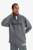 DeFactoFit NBA Chicago Bulls Oversize Geniş Kalıp Fermuarlı Dik Yaka Skuba Dalgıç Kumaş Sweatshirt D8616AX25SPGR311