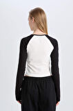 DeFacto Coool Fitted Fitilli Kaşkorse Uzun Kollu Tişört D9856AX24WNBK81