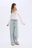 	Coool Fitted Basic Düz Düğmeli Uzun Kollu Crop Beyaz Gömlek