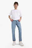 DeFacto %100 Pamuk 90's Slim Fit Dar Kalıp Yüksek Bel Dar Paça Kar Yıkamalı Jean Pantolon F0161AX25SPNM39