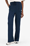 DeFactoFit NBA Los Angeles Lakers Wide Leg Cepli Geniş Paça Standart Boy Krinkıl Kumaş Sporcu Pantolon E3621AX25SMNV94