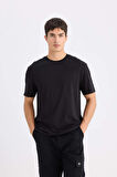 DeFacto New Regular Fit Bisiklet Yaka Basic Düz %100 Pamuk Kısa Kollu Tişört V7699AZ25SPBK81