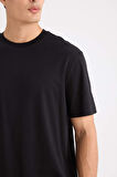 DeFacto New Regular Fit Bisiklet Yaka Basic Düz %100 Pamuk Kısa Kollu Tişört V7699AZ25SPBK81