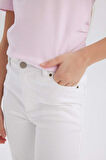 DeFacto Kız Çocuk Slim Fit Dar Kesim Bisiklet Yaka Kalp Desenli Ribana Kısa Kollu Tişört E0823A825SMPN74