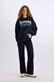 DeFacto Loose Fit Bisiklet Yaka Baskılı Kalın Sweatshirt E3390AXNSNV44