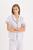 DeFacto Pijama Takımı Kısa Kollu Düğmeli Üst Esnek Belli Uzun Altı-Fall in Love D8455AX25SPER98