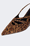 DeFacto Kadın Leopar Desenli Yüksek Taban Suni Deri Sandalet E2523AX25SMKR1