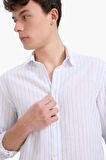 DeFacto Regular Fit Polo Yaka Keten Yazlık Uzun Kollu Beyaz Gömlek E1730AX25SPWT34