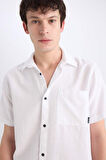 DeFacto %100 Pamuk Regular Fit Yazlık Kısa Kollu Beyaz Gömlek E0461AX25SMWT34