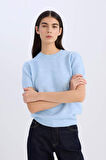 DeFacto Regular Fit Bisiklet Yaka Basic Düz Triko Kısa Kollu Tişört   Kazak E3214AX24WNBE553