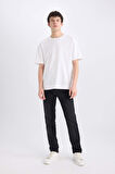DeFacto Sergio Regular Fit Esnek Yumuşak Kumaş Normal Kalıp Normal Bel Boru Paça Siyah Jean Pantolon D7335AX25SPNM40