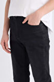 DeFacto Sergio Regular Fit Esnek Yumuşak Kumaş Normal Kalıp Normal Bel Boru Paça Siyah Jean Pantolon D7335AX25SPNM40