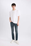 DeFacto Pedro Slim Fit Dar Kalıp Normal Bel Dar Paça Jean Pantolon C5682AX25SPNM41