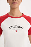 DeFactoFit NBA Chicago Bulls Slim Fit Dar Kesim Bisiklet Yaka Sporcu Fitilli Kaşkorse Kısa Kollu Tişört E2359AX25SMER105