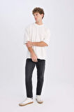 Slim Tapered Fit Dar Kalıp Normal Bel Daralan Paça Jean Pantolon