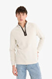 Regular Fit Dik Yaka Yarım Fermuarlı Basic Düz Sweatshirt