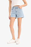 DeFacto Yüksek Bel Cepli Yıkamalı Dar Paça Jean Şort E0702AX25SMNM39