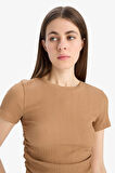 DeFacto Slim Fit Dar Kesim Bisiklet Yaka Bürümcük Kısa Kollu Tişört E0991AX25SPBG138