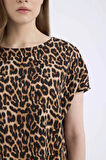 DeFacto Regular Fit Leopar Desenli Bisiklet Yaka Kısa Kollu Bluz E7038AX25SPBG150