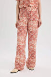 	Regular Fit Geniş Bol Paça Desenli Pantolon