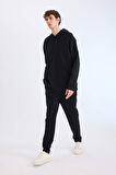DeFactoFit Slim Fit Sporcu Jogger Eşofman Altı Dar Kesim Standart Paça Basic Düz D8018AX25SPBK81