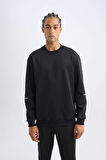 DeFactoFit Standart Fit Bisiklet Yaka Basic Düz Sporcu Sweatshirt E0073AX24WNBK81