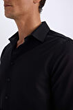 DeFacto Slim Fit Dar Kesim Polo Yaka Oxford Basic Düz Uzun Kollu Siyah Gömlek R4340AZ25SPBK27