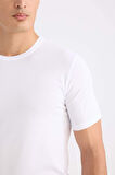 DeFacto Slim Fit Dar Kesim Bisiklet Yaka Modal Karışımlı Pamuklu Basic Düz Kısa Kollu Beyaz Tişört M6606AZ24AUWT34