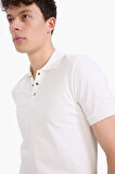 DeFacto Slim Fit Dar Kesim Kısa Kollu Dokulu Basic Düz Polo Tişört T5259AZ25SMWT32