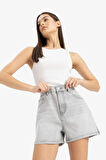 Mom Fit Yüksek Bel Kısa Paça Jean Şort