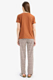 DeFacto Pijama Takımı Kısa Kollu Pijama Üstü Esnek Belli Pijama Altı-Fall in Love E0276AX25SPBN125