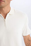 DeFacto Regular Fit Yarım Fermuarlı Kısa Kollu Polo Tişört	 D7227AX25SPWT32