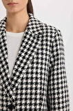 DeFacto Oversize Geniş Kalıp Ceket Yaka Düğmeli Tweed Desenli Blazer Ceket V2814AZ24AUBK81