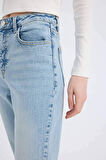 Mary Vintage Straight Fit Yüksek Bel Düz Paça Jean Kar Yıkamalı Pantolon