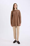 DeFacto Regular Fit Bisiklet Yaka Saç Örgü Desenli Triko Kazak Tunik B4284AX24WNBN572