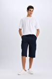 Slim Fit Dar Kesim Kargo Cepli Basic Düz Kapri Şort