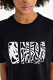 DeFactoFit NBA Wordmark Oversize Geniş Kalıp Bisiklet Yaka Kısa Kollu Tişört B3961AX25SPBK81