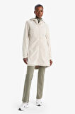 Defactofit Su Geçirmez Softshell Slim Fit Dar Kesim Kapüşonlu Fermuarlı Cepli Parka