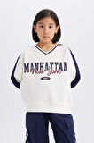 DeFacto Kız Çocuk Oversize Geniş Kalıp Bisiklet Yaka Baskılı Sweatshirt D9917A825SPER85