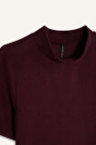 DeFacto Slim Fit Dar Kesim Yarım Balıkçı Yaka Basic Düz Kısa Kollu Bordo Tişört D9758AX24WNBR34
