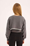 DeFacto Kız Çocuk Crop Bisiklet Yaka Baskılı Sweatshirt E0456A825SPAR15